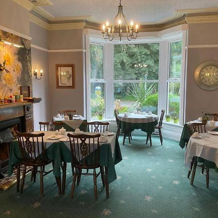 Rostrevor Hotel - Guest House Bury  Bagian luar foto